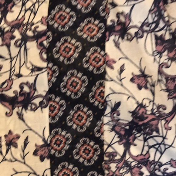 xhilaration lady’s top - Picture 4 of 4